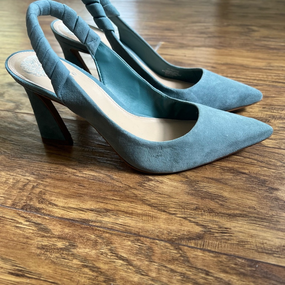 Vince Camuto sling back heels